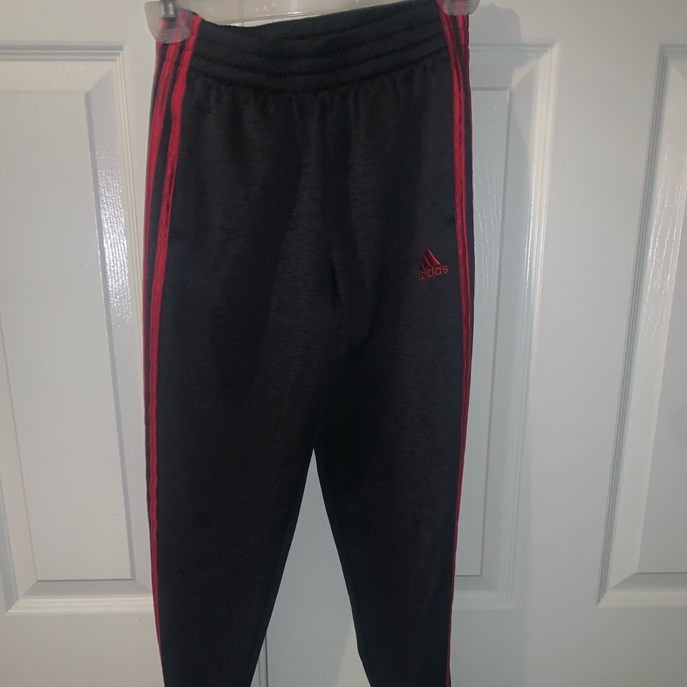 Adidas boys black heather w/red stripes joggers